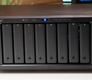 Test Synology DS1819+ : excellence et stockage « illimité »